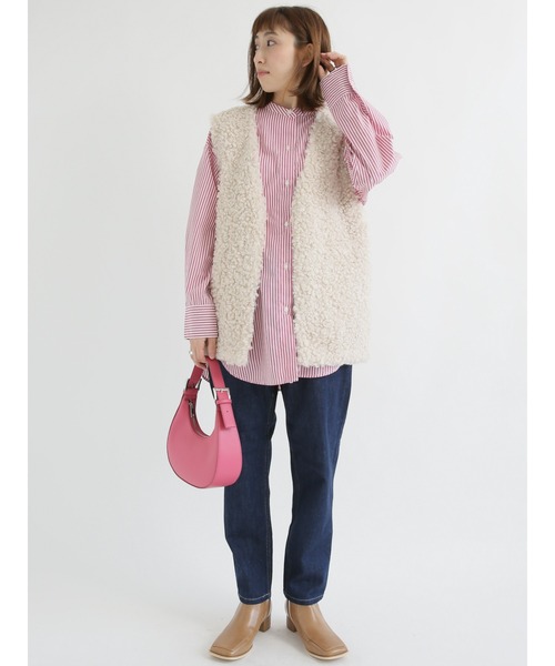 Lugnoncure（ルノンキュール）の「ボアベスト（ベスト・レディース・ブラウン/キャメル/オフホワイト・ﾌﾘ-）」の10枚目の写真