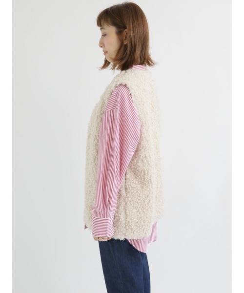 Lugnoncure（ルノンキュール）の「ボアベスト（ベスト・レディース・ブラウン/キャメル/オフホワイト・ﾌﾘ-）」の12枚目の写真