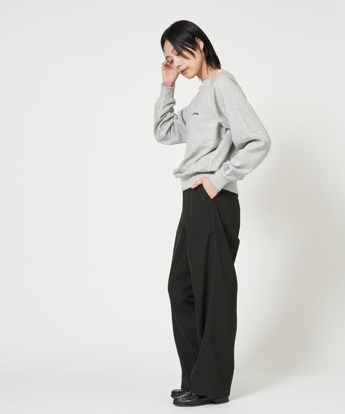 ORCIVAL(オーシバル)の「MINI FRENCH TERRY BOAT NECK(スウェット・レディース・ブラック/グレー系その他/ホワイト系その他/グリーン/ダークネイビー/オレンジ/ダークグレー・1/2)」の18枚目の写真