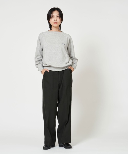 ORCIVAL(オーシバル)の「MINI FRENCH TERRY BOAT NECK(スウェット・レディース・ブラック/グレー系その他/ホワイト系その他/グリーン/ダークネイビー/オレンジ/ダークグレー・1/2)」の21枚目の写真