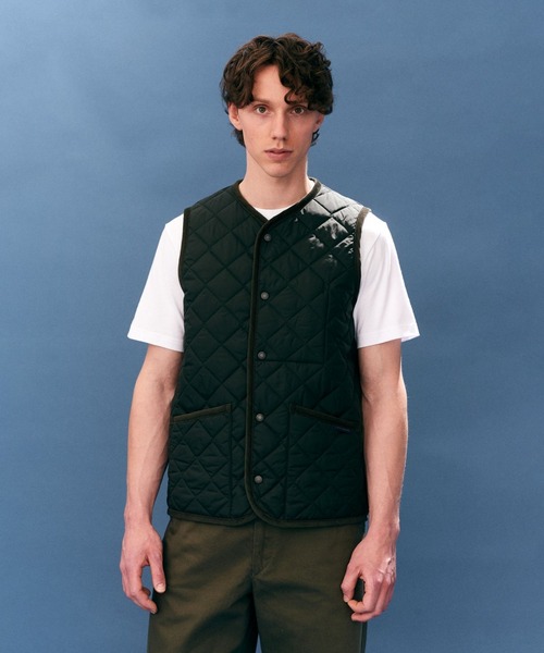 LAVENHAM（ラベンハム）の「Thornham Mens / ソーンハム メンズ（ベスト・メンズ・ベージュ系その他/ブラック/イエロー/オリーブ/ネイビー/オフホワイト/ベージュ系その他3/ダークブラック/パープル/ベージュ系その他2・L/M/S/XL/XXL/XS）」の16枚目の写真