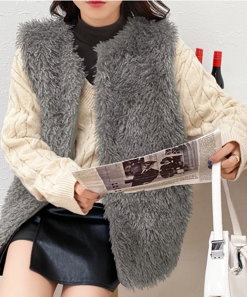 DIAVEL（ディアベル）の「プードルファーベスト（ダウンベスト・レディース・モカ/カーキ/アイボリー/ブラック/ライトピンク/ピンク/オフホワイト/グレー・M）」の5枚目の写真