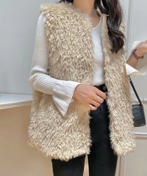 DIAVEL（ディアベル）の「プードルファーベスト（ダウンベスト・レディース・モカ/カーキ/アイボリー/ブラック/ライトピンク/ピンク/オフホワイト/グレー・M）」の14枚目の写真