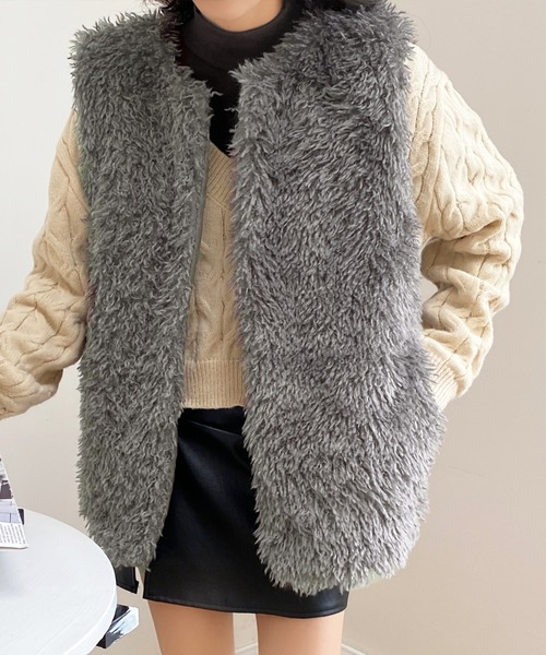 DIAVEL（ディアベル）の「プードルファーベスト（ダウンベスト・レディース・モカ/カーキ/アイボリー/ブラック/ライトピンク/ピンク/オフホワイト/グレー・M）」の12枚目の写真