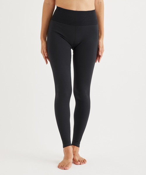 Alo Yoga(アロヨガ)の「【alo】SEAMLESS HIGH-WAIST RIBBED LEGGING シームレスハイウエストリブレギンス(レギンス/スパッツ・レディース・ブラック・S/X-SMALL)」の6枚目の写真