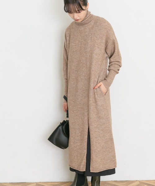 UR Lab.（アーバンリサーチラボ）の「スリットニットタートルワンピース（ワンピース・レディース・ブラック/ベージュ/ブラウン/グレー系その他・FREE）」の9枚目の写真
