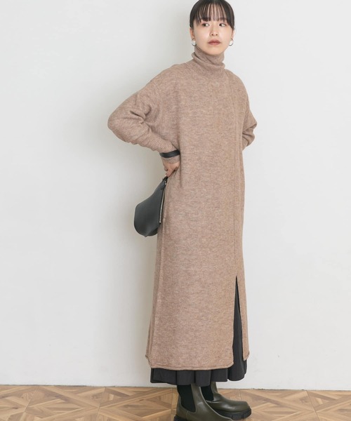 UR Lab.（アーバンリサーチラボ）の「スリットニットタートルワンピース（ワンピース・レディース・ブラック/ベージュ/ブラウン/グレー系その他・FREE）」の10枚目の写真
