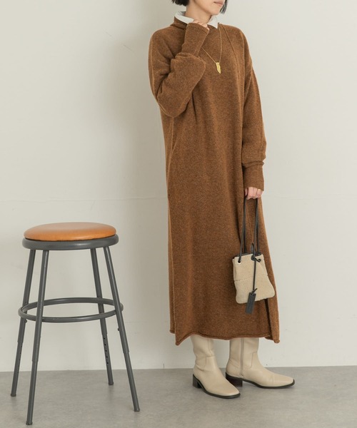 UR Lab.（アーバンリサーチラボ）の「スリットニットタートルワンピース（ワンピース・レディース・ブラック/ベージュ/ブラウン/グレー系その他・FREE）」の13枚目の写真