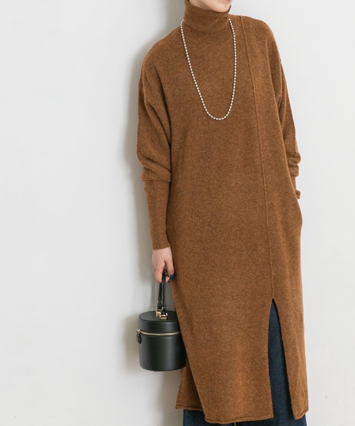 UR Lab.（アーバンリサーチラボ）の「スリットニットタートルワンピース（ワンピース・レディース・ブラック/ベージュ/ブラウン/グレー系その他・FREE）」の16枚目の写真