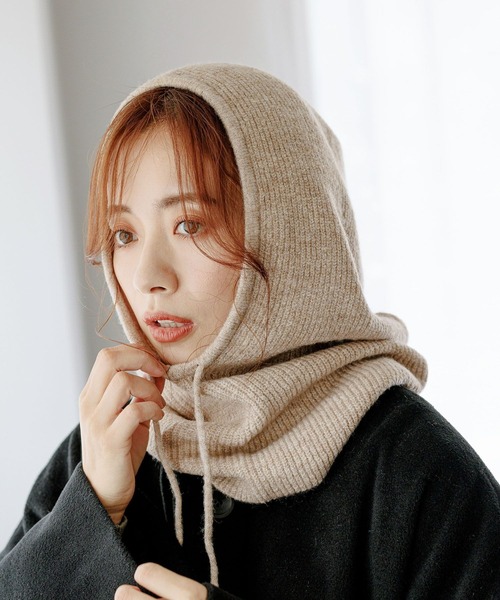 mysty woman（ミスティウーマン）の「【赤埴奈津子さんコラボ】バラクラバ付きミドルコート 176095（ノーカラーコート・レディース・ライトグレー/ブラック/ライトイエロー・FREE）」の9枚目の写真