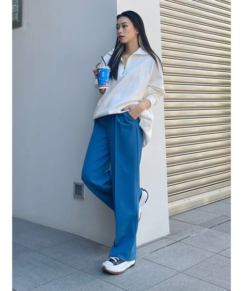 EVRIS（エヴリス）の「【WEB限定】ハーフジップスウェットトップス（スウェット・レディース・ホワイト/ブラック/ブルー・FREE）」の18枚目の写真