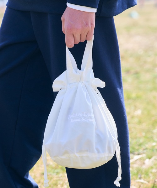 EMMA NOVEMBER　（エマノーヴェンバー）の「Embroidery ドローストリングバッグ（ハンドバッグ・レディース・サンドベージュ/オフホワイト/オリーブ/チャコールグレー/ブラック/ブラック×ホワイト・FREE）」の10枚目の写真