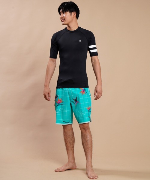 Hurley （ハーレー）の「Hurley/ハーレー 半袖ラッシュガード UVカット 吸水速乾/ワンポイントラッシュガード MRG2310038（ラッシュガード・メンズ・ブラック×レッド/ブラック×ホワイト・M/L/XL）」の14枚目の写真