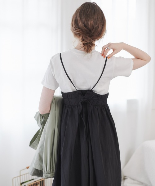 ANGIE（アンジー）の「ナイロンフレアキャミワンピース（ワンピース・レディース・ブラック/アイボリー/ベージュ・FREE）」の5枚目の写真