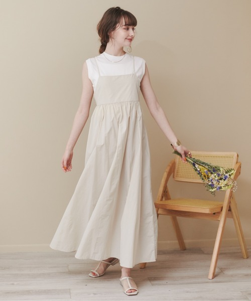 ANGIE（アンジー）の「ナイロンフレアキャミワンピース（ワンピース・レディース・ブラック/アイボリー/ベージュ・FREE）」の18枚目の写真