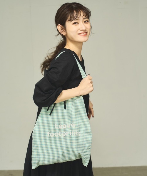 INTER FACTORY(インターファクトリー)の「るい 【るぅきぃ夫婦】- トートバッグ&巾 着ポーチセット made in INTER FACTORY(トートバッグ・レディース・ピンク/グリーン・FREE)」の3枚目の写真
