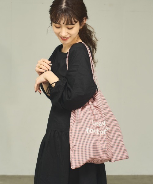 INTER FACTORY(インターファクトリー)の「るい 【るぅきぃ夫婦】- トートバッグ&巾 着ポーチセット made in INTER FACTORY(トートバッグ・レディース・ピンク/グリーン・FREE)」の10枚目の写真