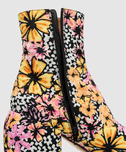 DRIES VAN NOTEN(ドリスヴァンノッテン)の「QU704(ブーツ・レディース・その他・36/37/38)」の6枚目の写真