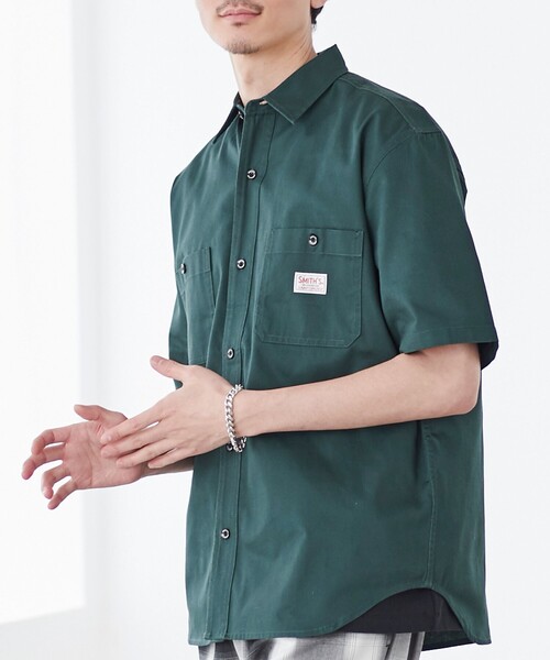 SMITH'S（スミス）の「SMITH’S（スミス）別注ショートスリーブワークシャツ（シャツ/ブラウス・メンズ・ホワイト/ダークグリーン/ベージュ・S/M/L/XL）」の3枚目の写真