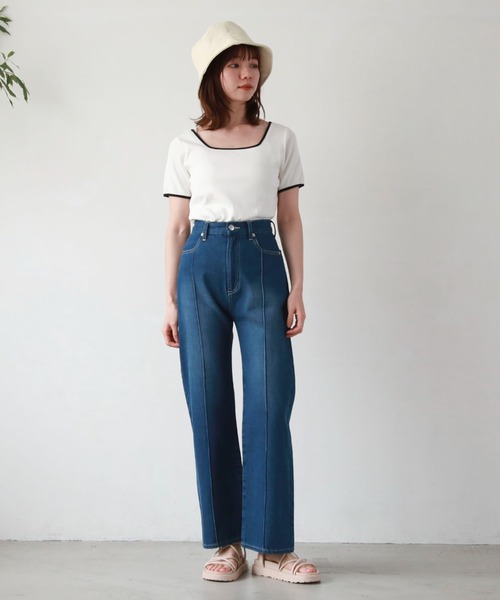 archives(アルシーヴ)の「パイピング2wayリブTOPS(Tシャツ/カットソー・レディース・オフホワイト/ブラック系その他/ホワイト×ブルー/ホワイト×グリーン・MEDIUM)」の8枚目の写真