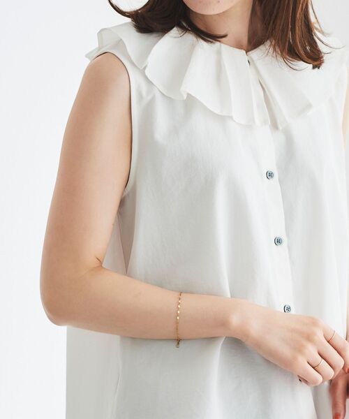 le.coeur blanc(ルクールブラン)の「タックエリノースリブラウス(シャツ/ブラウス・レディース・ブラック/オフホワイト・38)」の7枚目の写真