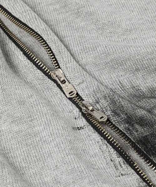 TAKAHIROMIYASHITATheSoloIst.(タカヒロミヤシタザソロイスト)の「two-way ballon c/n sweater(ニット/セーター・メンズ・グレー・44/46)」の3枚目の写真