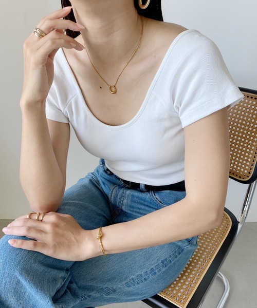 iso(イソ)の「ホースシュー ネックレス / ステンレス(ネックレス・レディース・ゴールド/シルバー・FREE)」の16枚目の写真