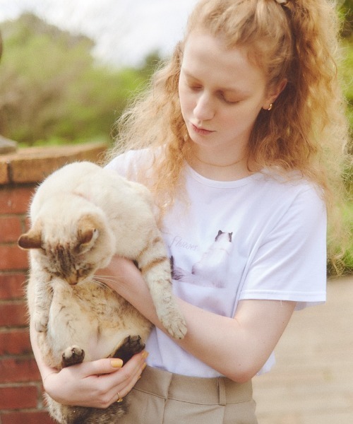 flower（フラワー）の「キャットプリントティーズ（Tシャツ/カットソー・レディース・ホワイト/ホワイト系その他・FREE）」の8枚目の写真