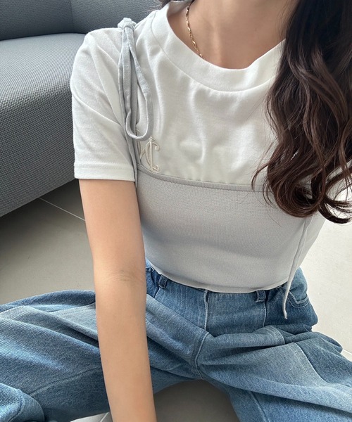 one after another NICE CLAUP(ワンアフターアナザーナイスクラップ)の「ワンポイント刺繍Tee(Tシャツ/カットソー・レディース・カーキ/オフホワイト/ブラック×ホワイト/オートミール・FREE)」の8枚目の写真