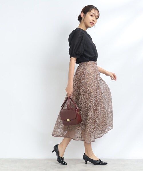 couture brooch(クチュールブローチ)の「◆【前後2WAY/洗える】シアーボリューム袖ブラウス(シャツ/ブラウス・レディース・ライトグレー/ブラック/ピンク系・38/42)」の18枚目の写真