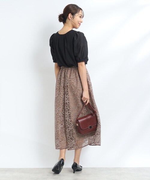 couture brooch(クチュールブローチ)の「◆【前後2WAY/洗える】シアーボリューム袖ブラウス(シャツ/ブラウス・レディース・ライトグレー/ブラック/ピンク系・38/42)」の19枚目の写真