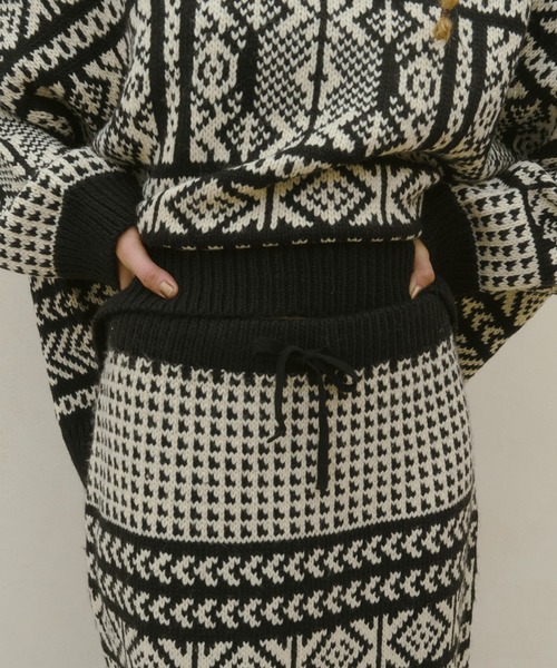 manana suerte(マニャーナスエルテ)の「セットアップ対応 カウチン柄ニットスカート(スカート・レディース・オフホワイト/グリーン/ブラック・FREE)」の8枚目の写真