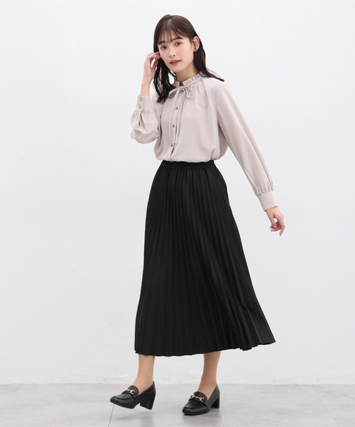 Honeys（ハニーズ）の「フリルボウタイブラウス（シャツ/ブラウス・レディース・アイボリー/ブラック/モカ/グレイッシュベージュ・M/S/L/3L/LL）」の8枚目の写真