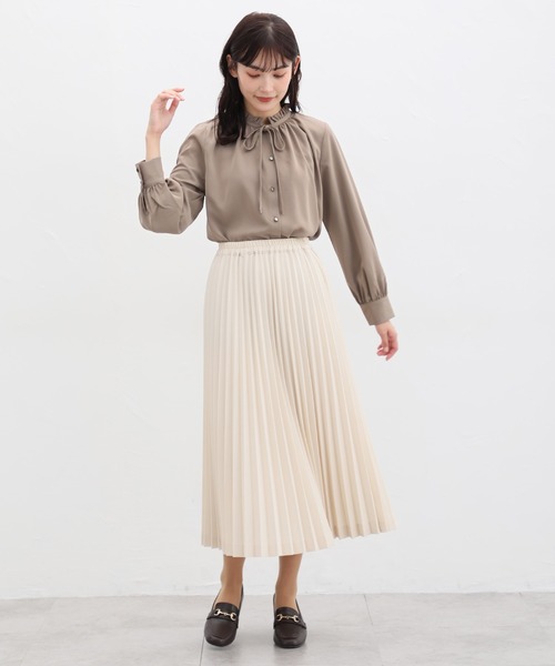 Honeys（ハニーズ）の「フリルボウタイブラウス（シャツ/ブラウス・レディース・アイボリー/ブラック/モカ/グレイッシュベージュ・M/S/L/3L/LL）」の10枚目の写真