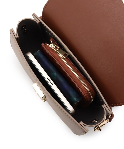 couture brooch(クチュールブローチ)の「◆カラーショルダーバッグ(ショルダーバッグ・レディース・キャメル/ブラック/カーキ・00)」の11枚目の写真