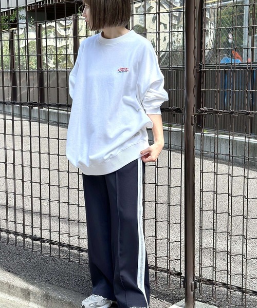 LEPSIM（レプシィム）の「【DISCUS／ディスカス】グラフィック裏毛プルオーバー　906052（スウェット・レディース・グリーン/オフホワイト/チャコールグレー/ブルー/グレー/チャコール/アイボリー・FREE）」の9枚目の写真