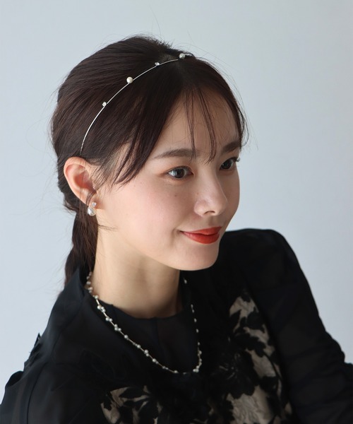 BLUEEAST（ブルーイースト）の「ビジュー＆パールカチューシャ（カチューシャ・レディース・シルバー/シルバー系/ゴールド系/ゴールド・FREE）」の6枚目の写真