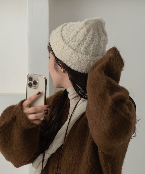lawgy(ラウジー)の「fluffy knit cap(ニットキャップ/ビーニー・レディース・アイボリー/ブラック・FREE)」の3枚目の写真
