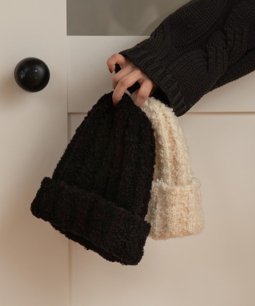 lawgy(ラウジー)の「fluffy knit cap(ニットキャップ/ビーニー・レディース・アイボリー/ブラック・FREE)」の11枚目の写真