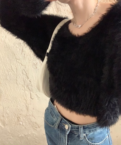 SHEENA(シーナ)の「ショート丈シャギーニットトップス(ニット/セーター・レディース・ダークグリーン/イエロー/ホワイト/パープル/グレー/ブラック・M)」の10枚目の写真