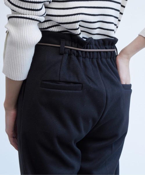 Chez toi(シェトワ)の「ハトメリボン起毛テーパードパンツ(その他パンツ・レディース・ブラック/ベージュ/アイボリー・MEDIUM/SMALL)」の17枚目の写真
