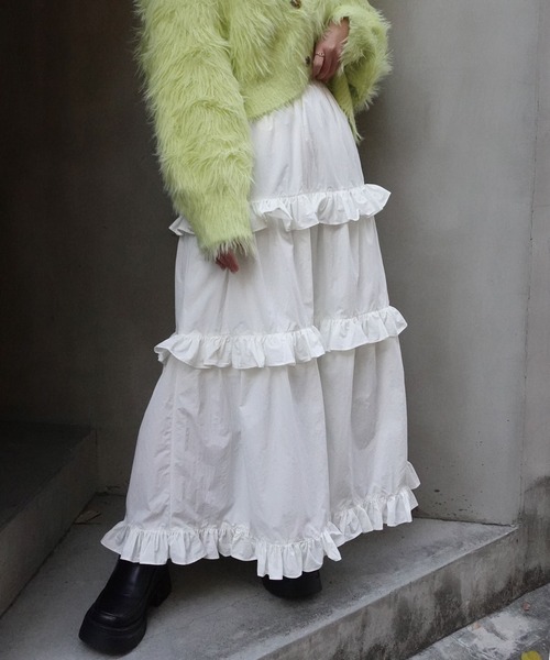 CORNERS（コーナーズ）の「ナイロンタフタフリルティアードスカート（スカート・レディース・グレー/ブラック/ホワイト・M）」の2枚目の写真