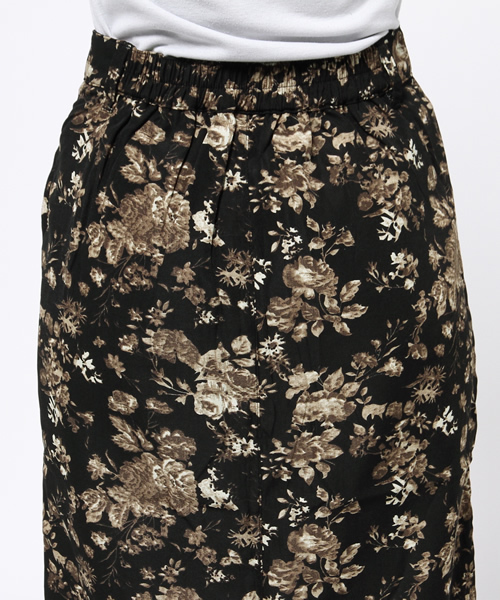 mystic(ミスティック)の「花柄タイトスカート(スカート・レディース・カーキ/ベージュ/ブラック・フリ-)」の15枚目の写真