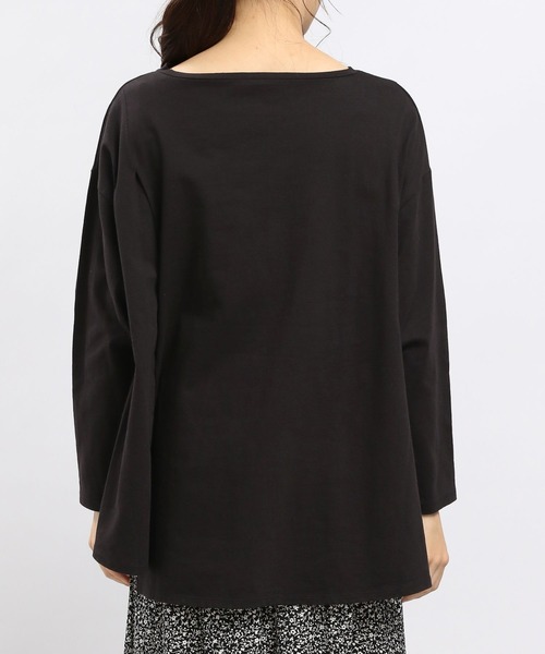 GLOBAL WORK Smile Seed Store（グローバルワーク スマイルシードストア）の「コットンアシメフレアTシャツ長袖/984085（Tシャツ/カットソー・レディース・オフホワイト/グレー系その他/ブラック/ライトベージュ・LARGE/SMALL/MEDIUM/X-LARGE）」の14枚目の写真