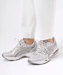 ASICS(アシックス)の「シューズ(スニーカー)」