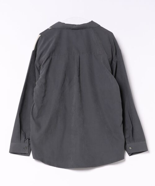 Blue Standard (ブルースタンダード)の「【BLUE STANDARD/ブルースタンダード】 フェイクスエード 無地 切り替えシャツ Tシャツ 2点セット(シャツ/ブラウス・メンズ・スミクロ/ダークブルー/ライトベージュ・MEDIUM/LARGE/X-LARGE)」の5枚目の写真