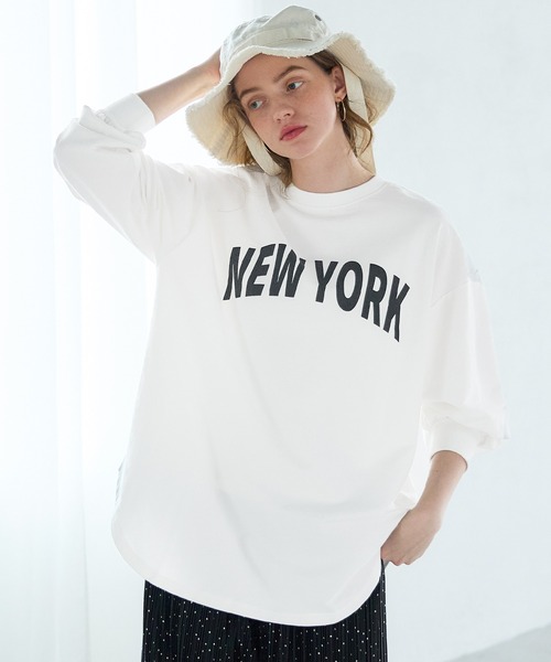 coca(coca)(コカ)の「ミニ裏毛プリントテールカットトップス(スウェット・レディース・ネイビー/ホワイト・M/L)」の1枚目の写真