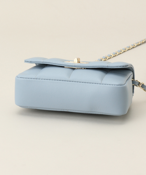 La TOTALITE（ラトータリテ）の「【MILOS/ミロス】別注スクエアキルトショルダーBAG（ショルダーバッグ・レディース・アイボリー/ブルー系その他・FREE）」の8枚目の写真