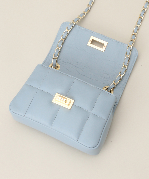 La TOTALITE（ラトータリテ）の「【MILOS/ミロス】別注スクエアキルトショルダーBAG（ショルダーバッグ・レディース・アイボリー/ブルー系その他・FREE）」の9枚目の写真