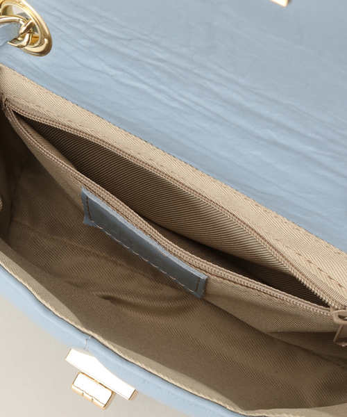 La TOTALITE（ラトータリテ）の「【MILOS/ミロス】別注スクエアキルトショルダーBAG（ショルダーバッグ・レディース・アイボリー/ブルー系その他・FREE）」の11枚目の写真